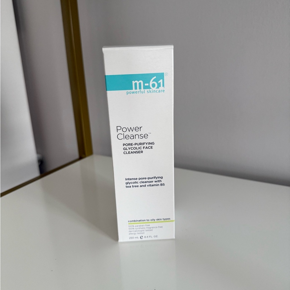 Power Cleanse Pore-Purifying Glycolic Face Cleanser - White